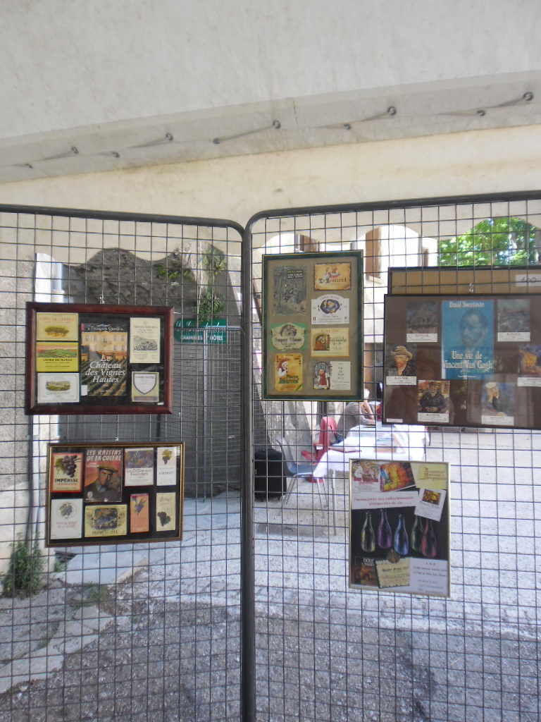 le livre et l'étiquette